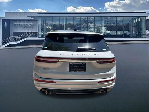New 2026 Lincoln Corsair Premiere FWD image 7