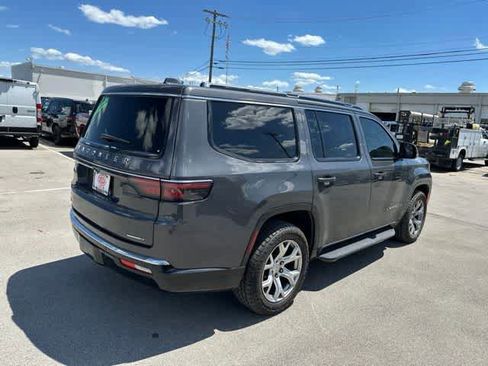 Used 2022 Jeep Wagoneer Series II AWD/4WD image 22