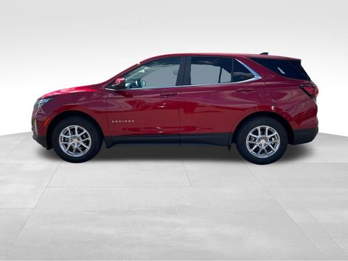Used 2024 Chevrolet Equinox LT w/ LPO, Floor Liner Package AWD/4WD image 31