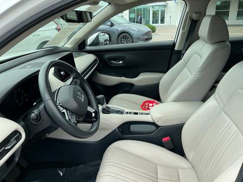 Certified 2024 Honda HR-V EX-L image 12