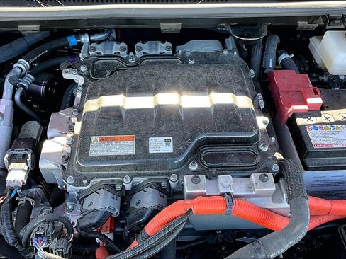 Used 2024 Subaru Solterra Limited image 31