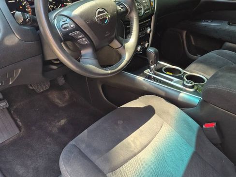 Used 2016 Nissan Pathfinder SV AWD/4WD image 21