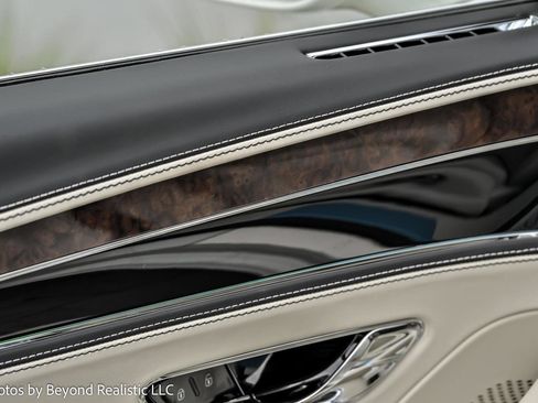 New 2026 Bentley Flying Spur Plug-In Hybrid image 20