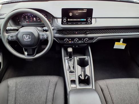Used 2025 Honda Accord LX image 4