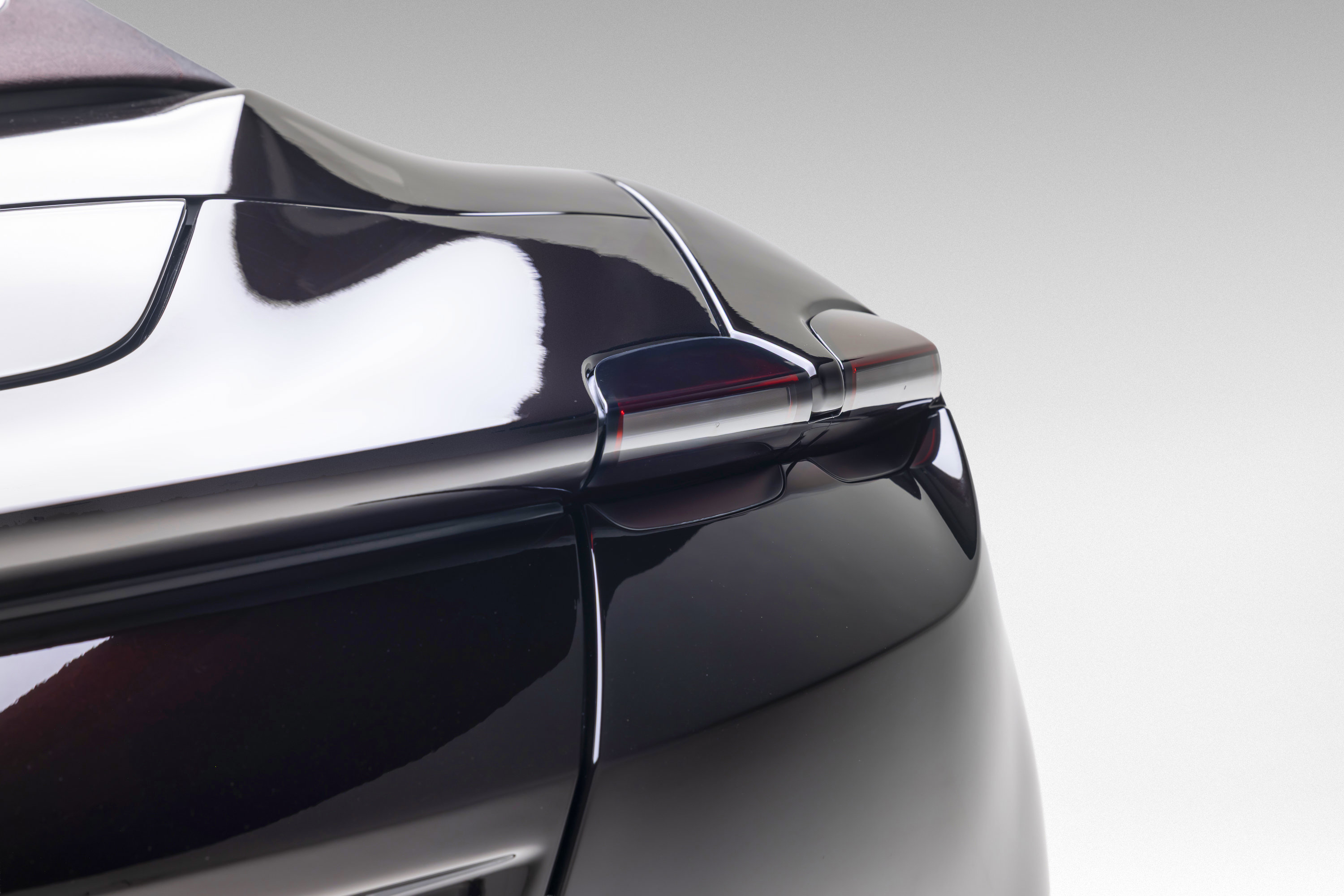 Certified 2026 Ferrari Roma Spider RWD image 22