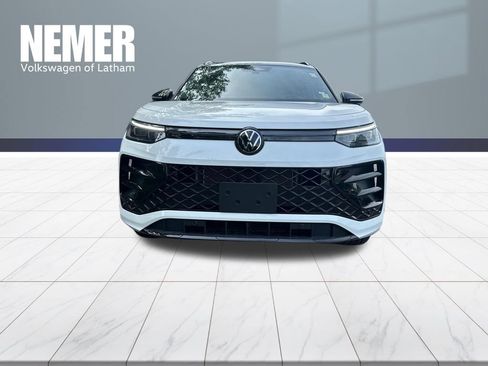 New 2026 Volkswagen Tiguan SE R-Line AWD/4WD image 5