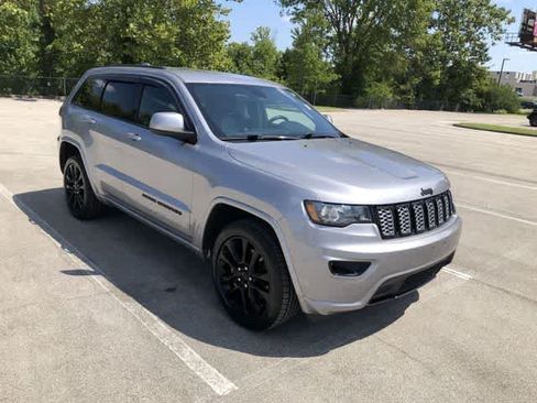 Certified 2021 Jeep Grand Cherokee Laredo X RWD image 8
