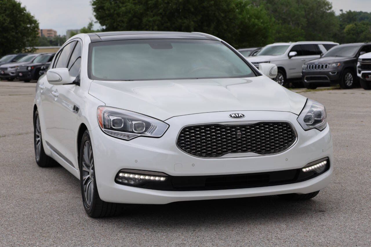 Used 2016 Kia K900 Luxury RWD image 4