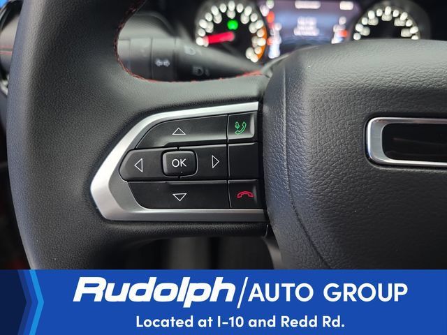 Used 2025 Jeep Compass Trailhawk AWD/4WD image 19