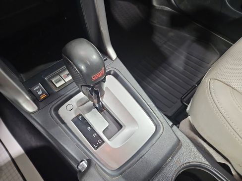 Used 2017 Subaru Forester 2.5i Limited image 25