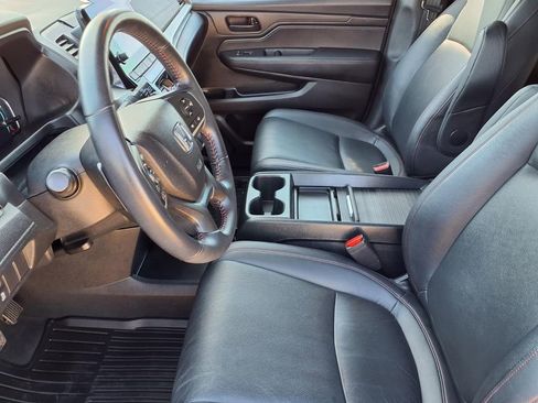 Used 2023 Honda Odyssey Sport image 16