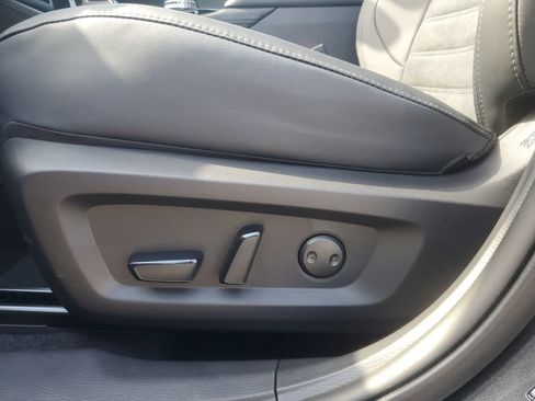 New 2026 Mitsubishi Outlander LE AWD/4WD image 11