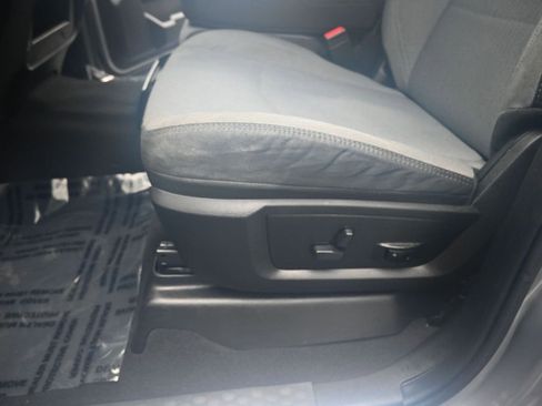 Used 2024 RAM 3500 Big Horn image 18