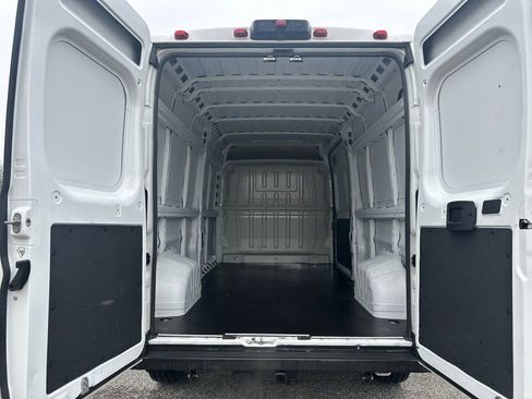 Used 2023 RAM ProMaster 2500 image 16