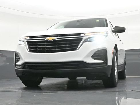 Used 2022 Chevrolet Equinox LS FWD image 30
