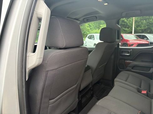 Used 2019 GMC Sierra 1500 SLE w/ SLE Value Package AWD/4WD image 15