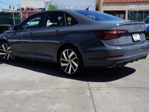 Used 2019 Volkswagen Jetta GLI image 34