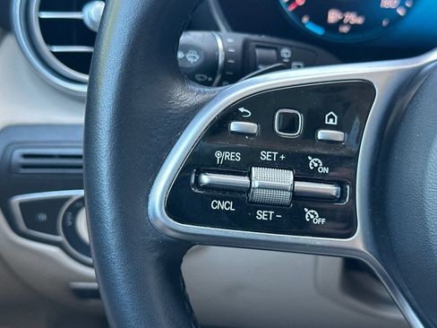 Certified 2022 Mercedes-Benz GLC 300 image 26