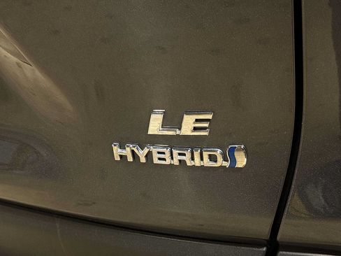 Certified 2022 Toyota RAV4 LE AWD/4WD image 25