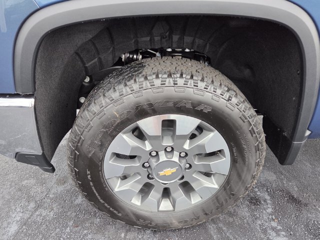 New 2026 Chevrolet Silverado 2500 LT w/ All Star Edition AWD/4WD image 5
