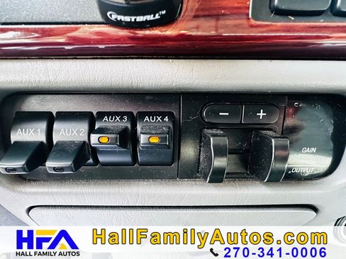 Used 2006 Ford F350 Lariat RWD image 25