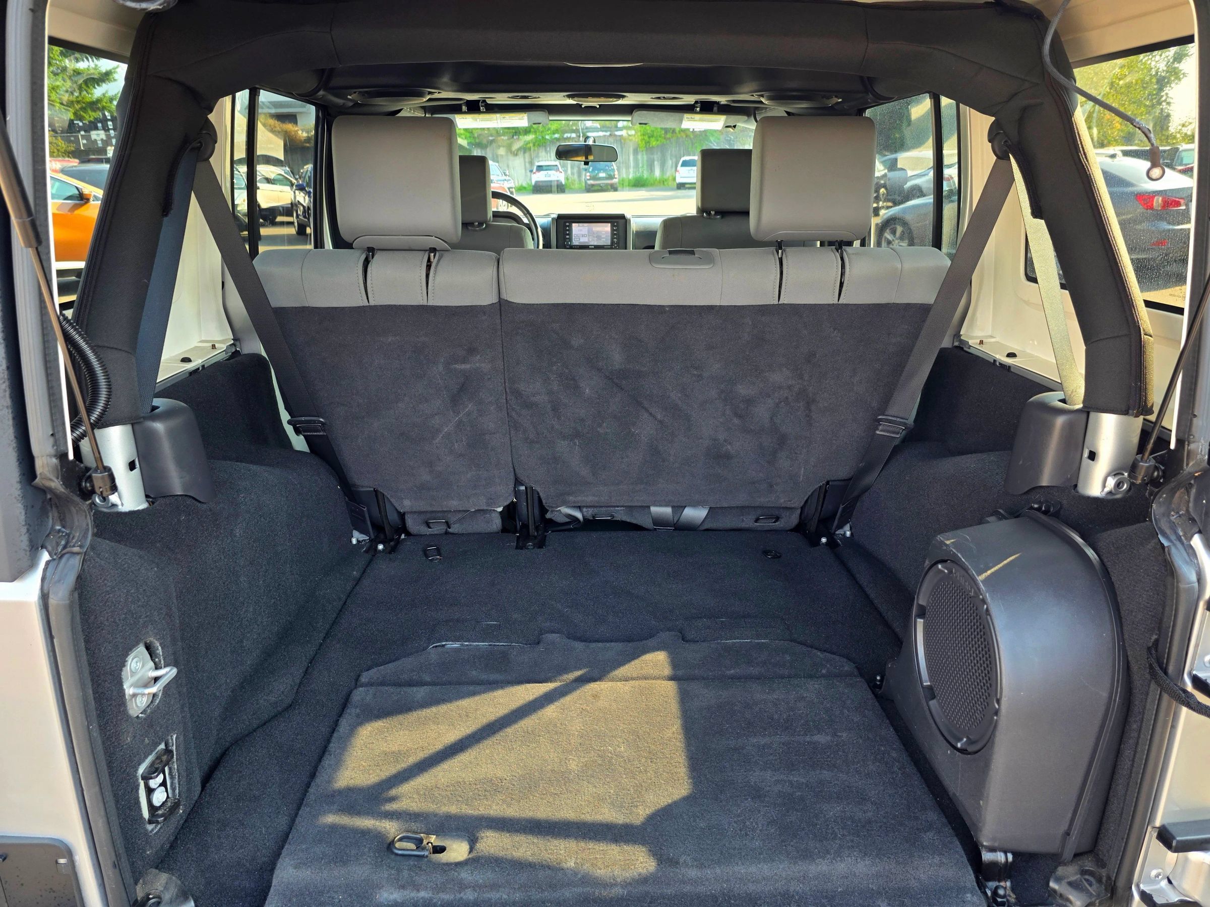 Used 2008 Jeep Wrangler Unlimited Sahara AWD/4WD image 55