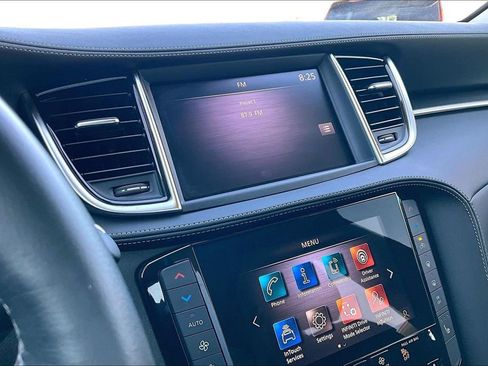 Certified 2025 INFINITI QX50 Luxe image 8