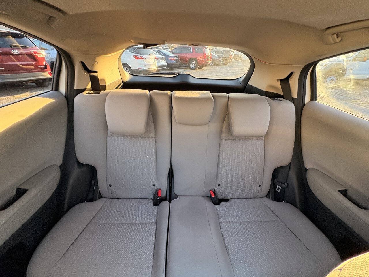 Used 2016 Honda HR-V EX image 25