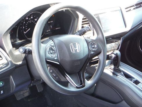 Used 2019 Honda HR-V EX image 13