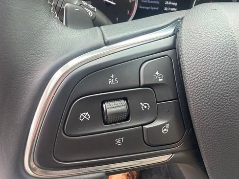 Used 2023 Buick Envision Avenir AWD/4WD image 21