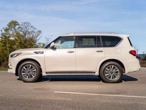 Used 2024 INFINITI QX80 Luxe image 7
