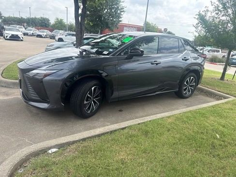 Used 2024 Lexus RZ 300e Premium w/ Accessory Package (2T) FWD image 6