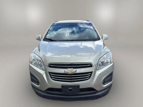 Used 2016 Chevrolet Trax LT w/ LT Convenience Package FWD image 8