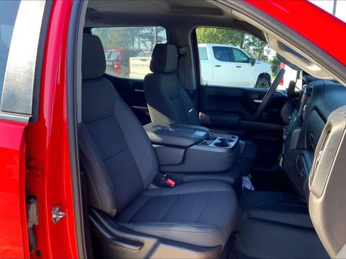 Certified 2022 Chevrolet Silverado 1500 Custom image 8