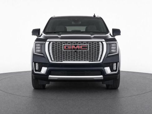 Used 2023 GMC Yukon Denali RWD image 13