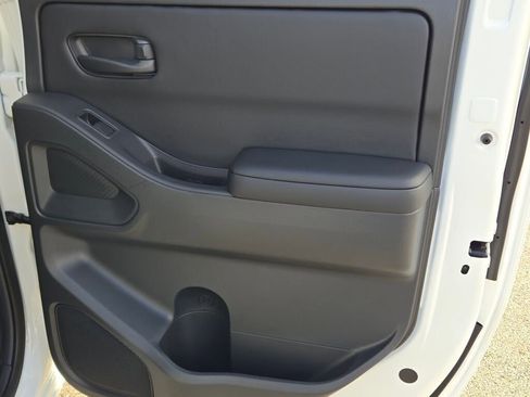 New 2026 Nissan Frontier S w/ Tow Package image 8