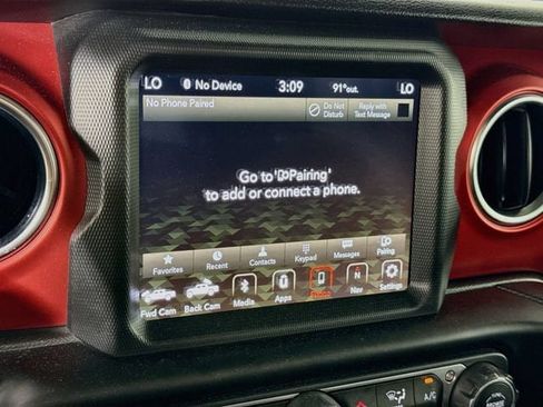 Used 2021 Jeep Gladiator Rubicon AWD/4WD image 15