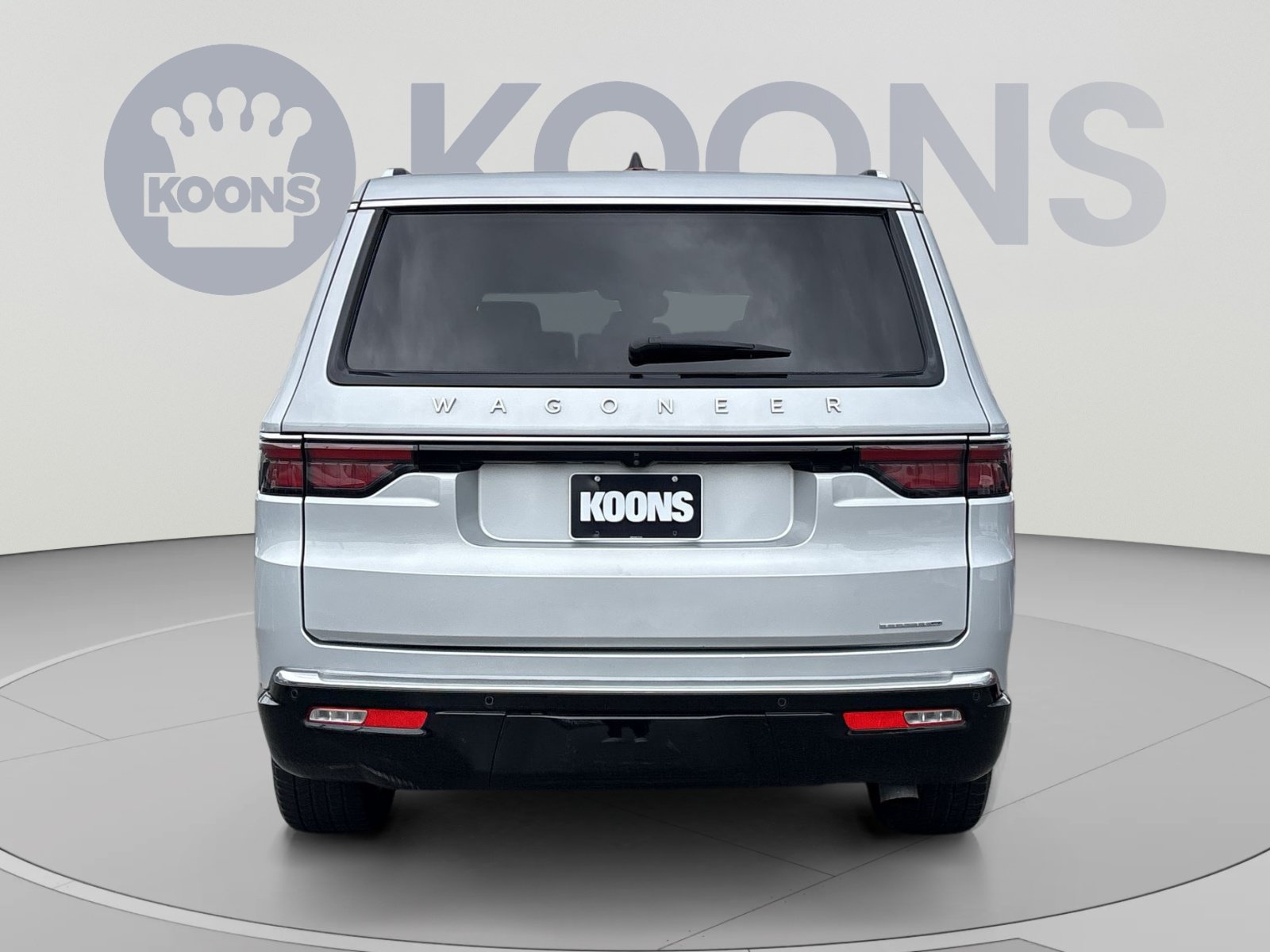 Used 2024 Jeep Wagoneer Series III AWD/4WD image 5