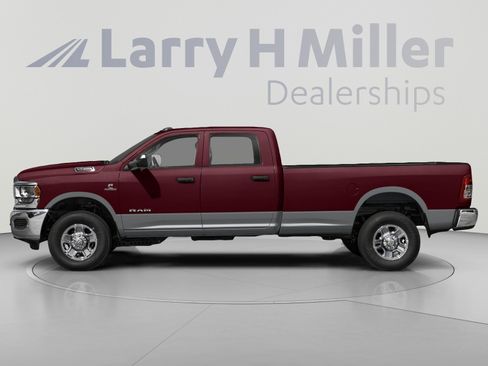 Used 2022 RAM 2500 Laramie w/ Night Edition AWD/4WD image 5