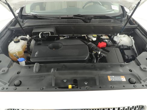 Used 2020 Lincoln Nautilus FWD w/ Equipment Group 101A image 6