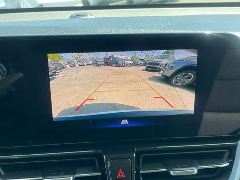 Used 2025 Chevrolet TrailBlazer LT FWD image 24