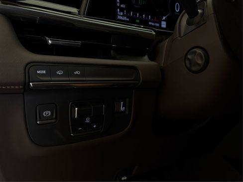 Used 2021 Cadillac Escalade Sport w/ Driver Assist Tech Package image 20