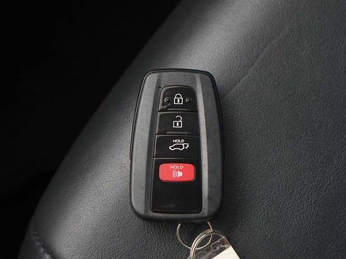 Used 2024 Toyota RAV4 XLE Premium image 28