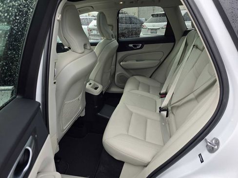 Certified 2023 Volvo XC60 T8 Plus w/ Climate Package image 16