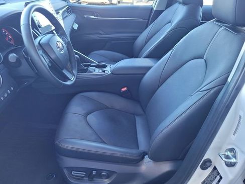 Used 2023 Toyota Camry XSE w/ Navigation Package image 15