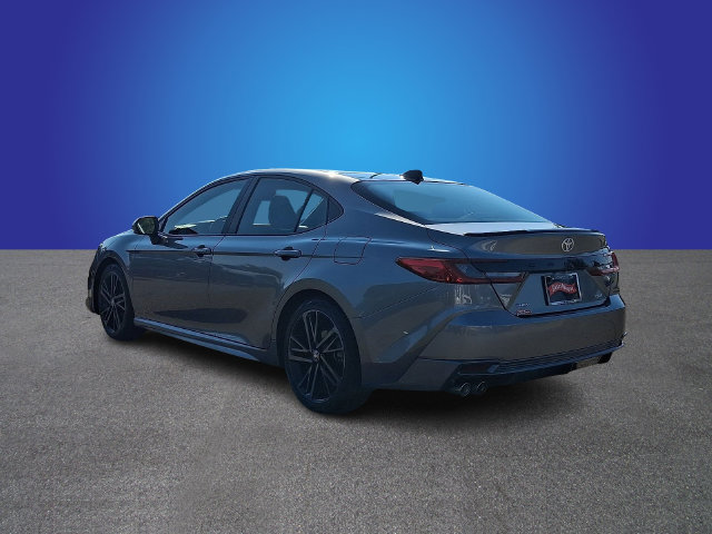 Used 2025 Toyota Camry XSE FWD image 2