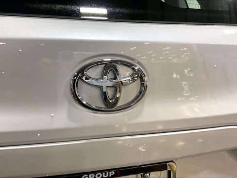 New 2026 Toyota Corolla Cross L image 15