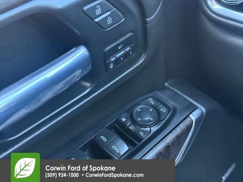Used 2023 GMC Sierra 3500 Denali w/ Denali Ultimate Package AWD/4WD image 21