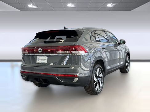 Used 2026 Volkswagen Atlas Cross Sport SE FWD image 9