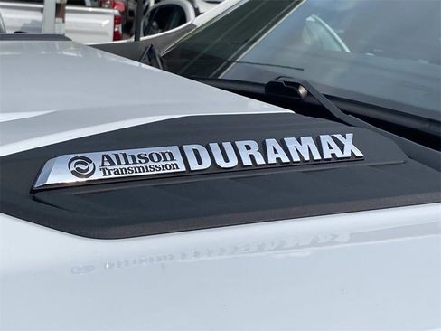 Used 2024 Chevrolet Silverado 2500 LT image 21